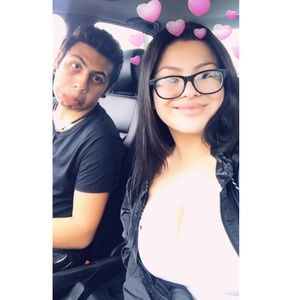 Meet your Posher, Reyna